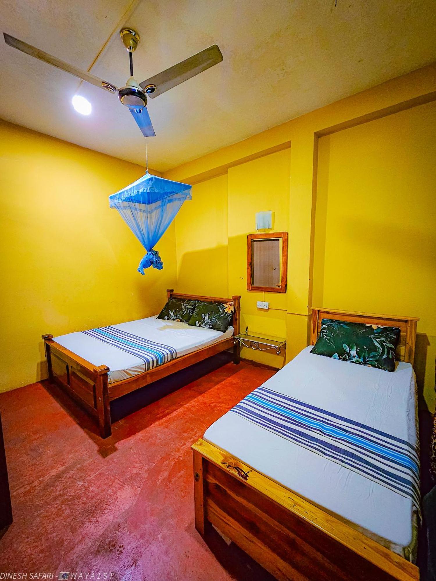 Dinesh Safari Homestay Udawalawe Bagian luar foto