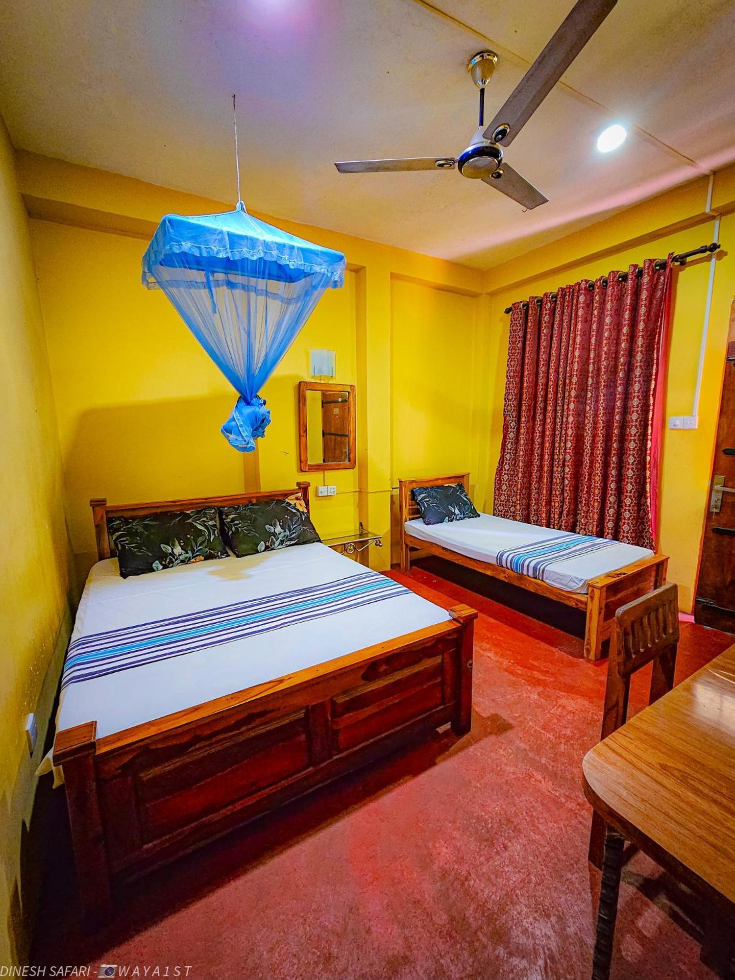 Dinesh Safari Homestay Udawalawe Bagian luar foto