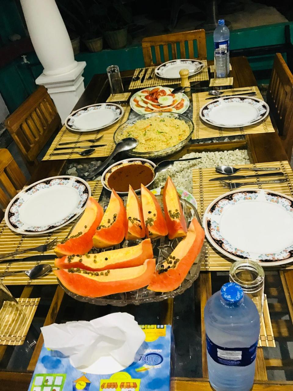 Dinesh Safari Homestay Udawalawe Bagian luar foto