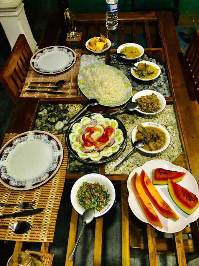 Dinesh Safari Homestay Udawalawe Bagian luar foto